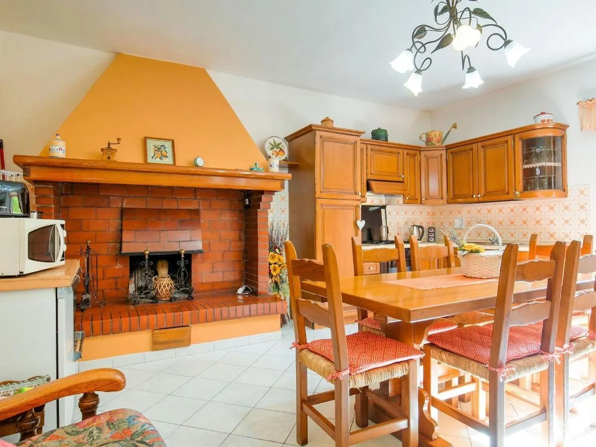 Belvilla By Oyo La Casa Dei Nonni Chianni Holiday home