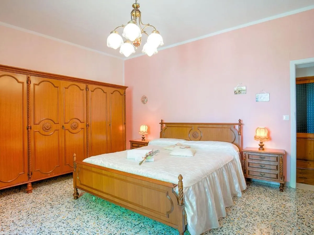 Belvilla By Oyo La Casa Dei Nonni Chianni