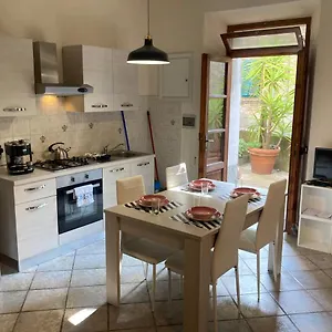 Appartamento Great In The Heart Of, Chianni